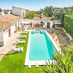 Botelho Villa *